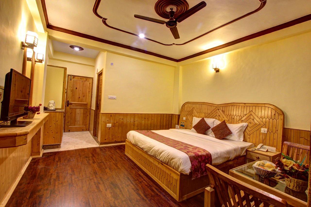 Holiday Bnb Manali Manāli Exterior foto
