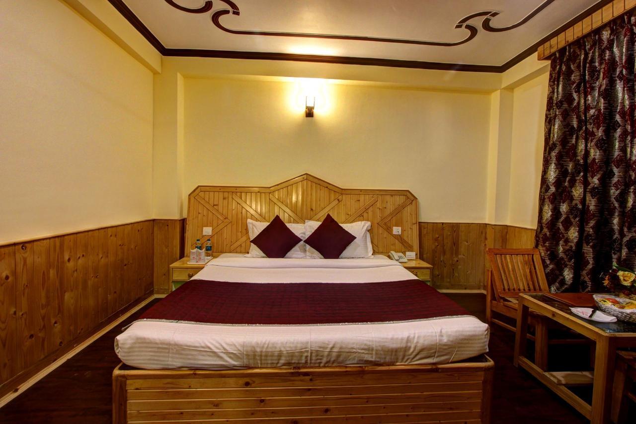 Holiday Bnb Manali Manāli Exterior foto