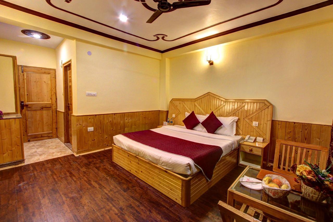 Holiday Bnb Manali Manāli Exterior foto