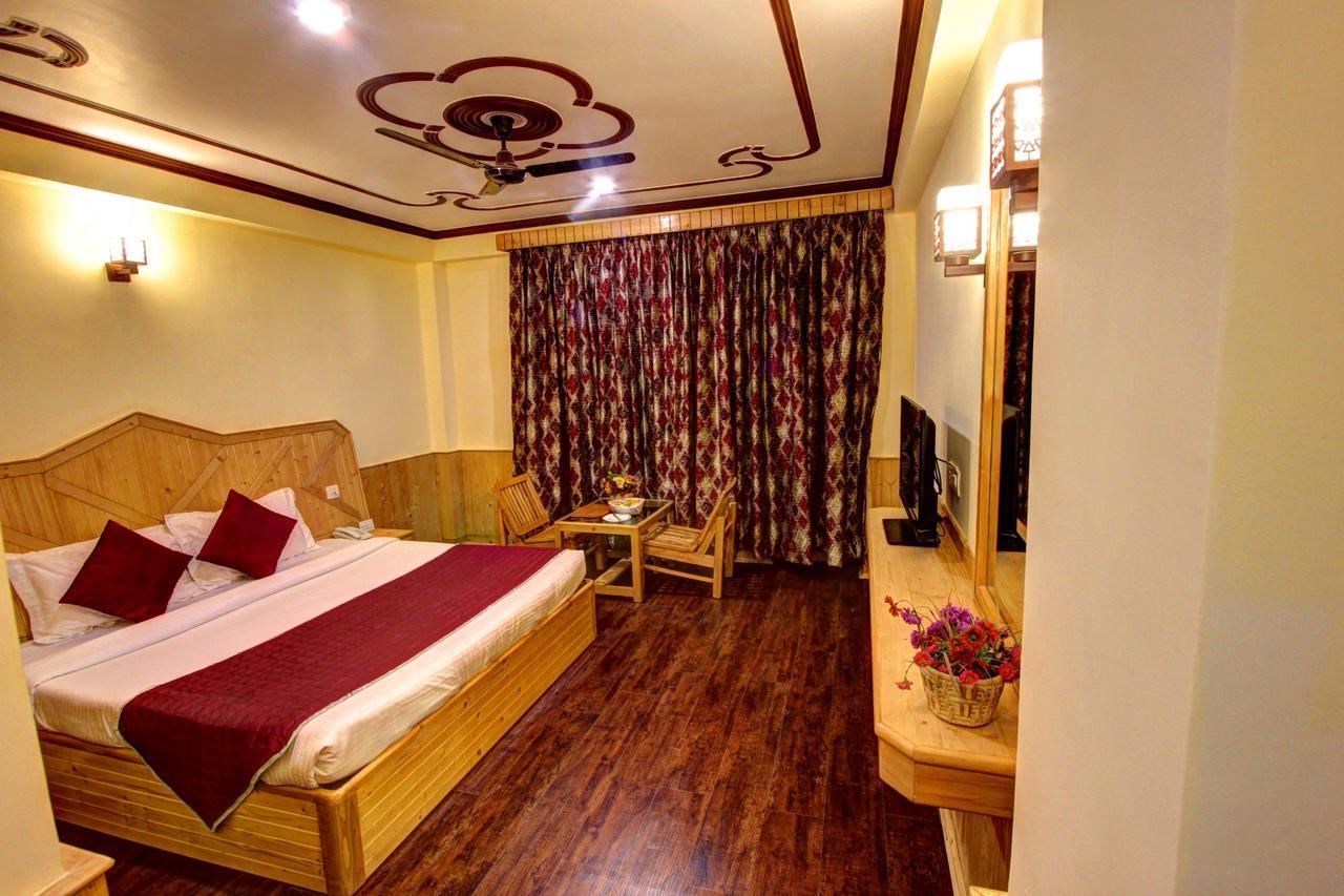 Holiday Bnb Manali Manāli Exterior foto