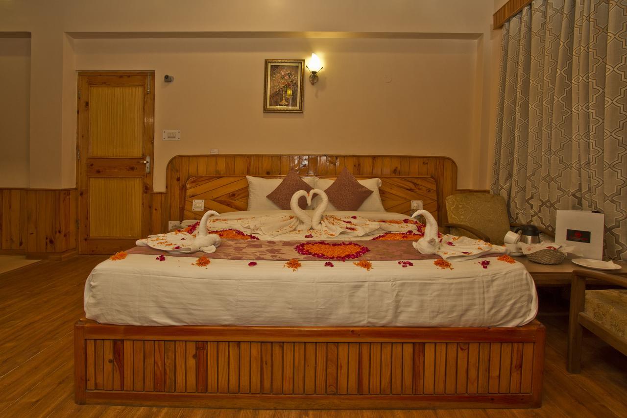 Holiday Bnb Manali Manāli Exterior foto