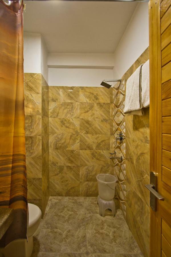 Holiday Bnb Manali Manāli Exterior foto